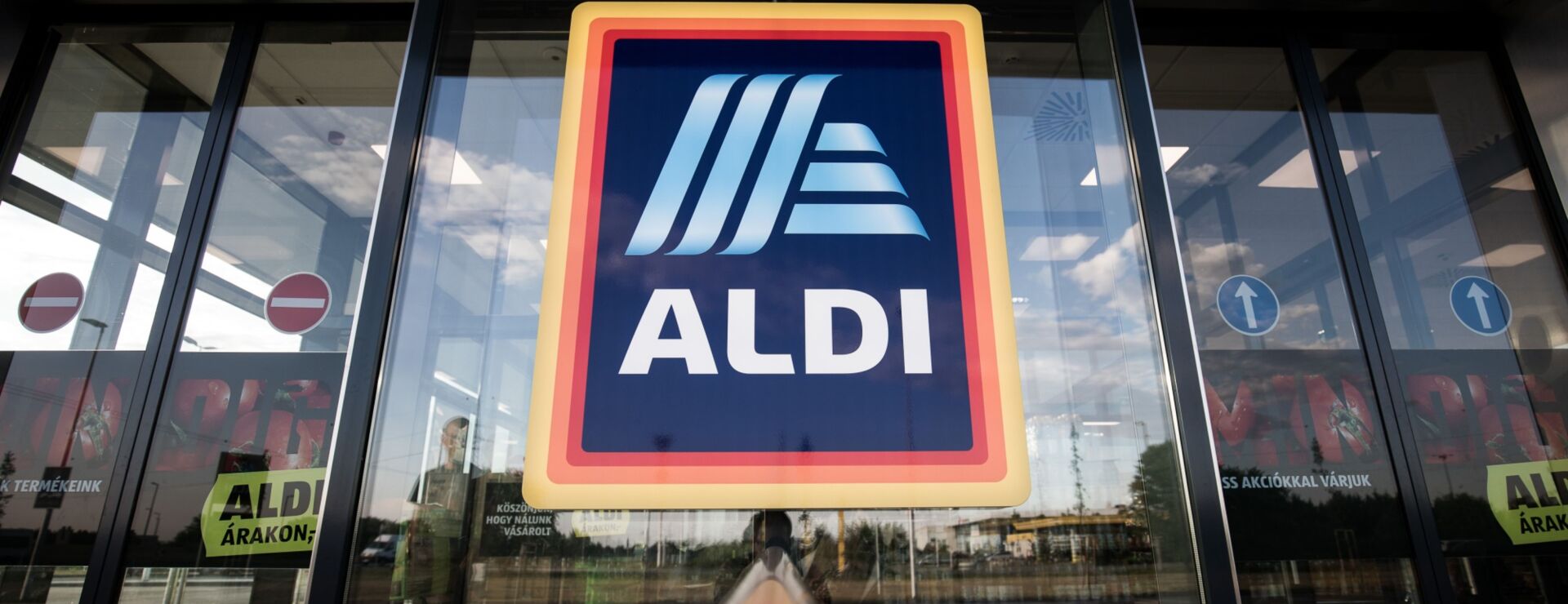 Aldi Shakes Off Managers’ Nationwide Overtime Suit